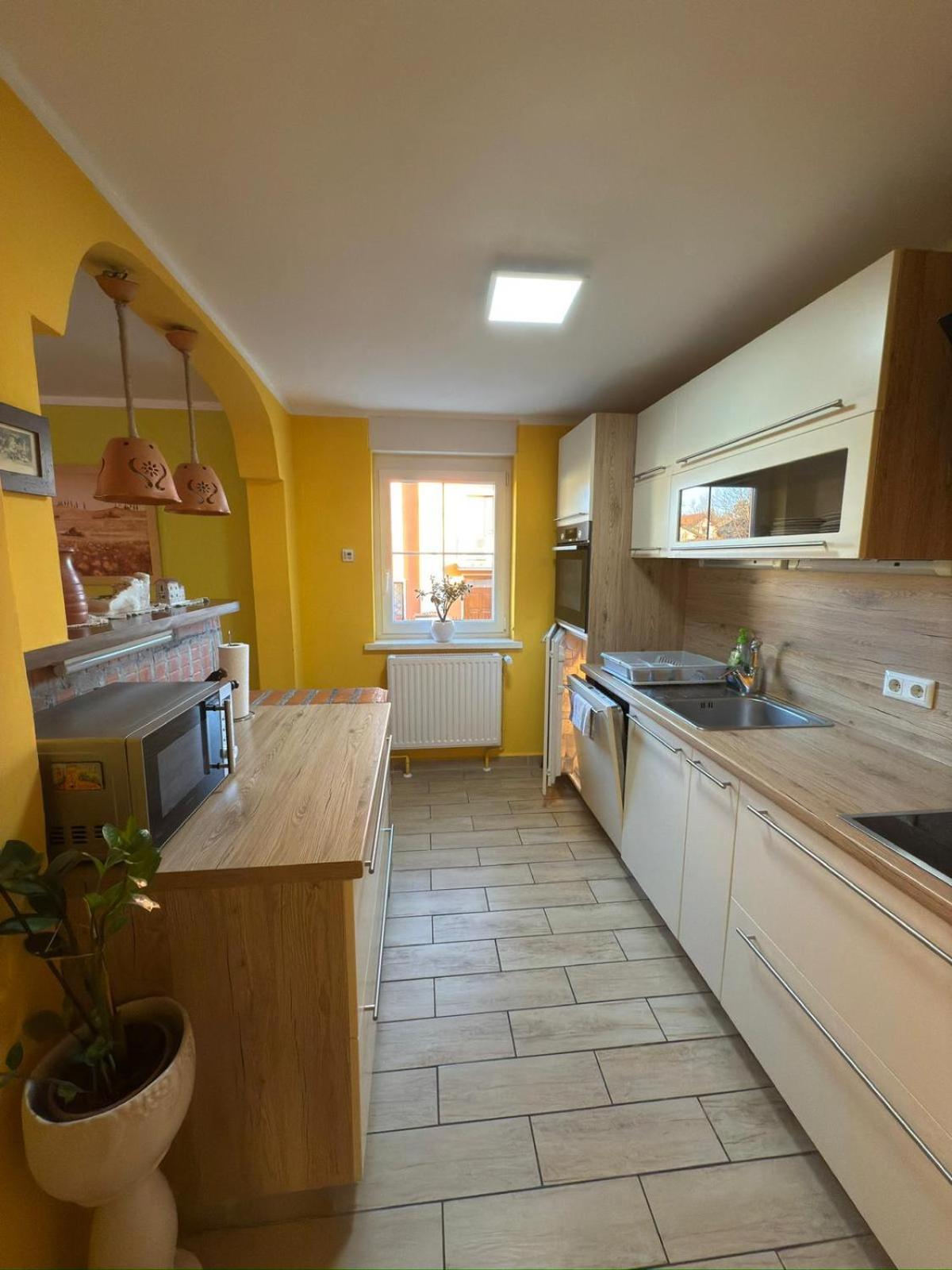 Sobe-Apartma มาริบอร์ ภายนอก รูปภาพ