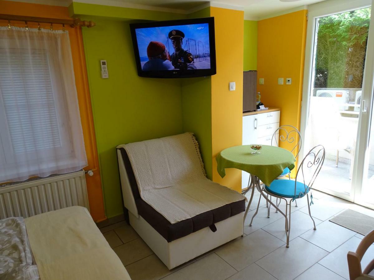 Sobe-Apartma มาริบอร์ ภายนอก รูปภาพ